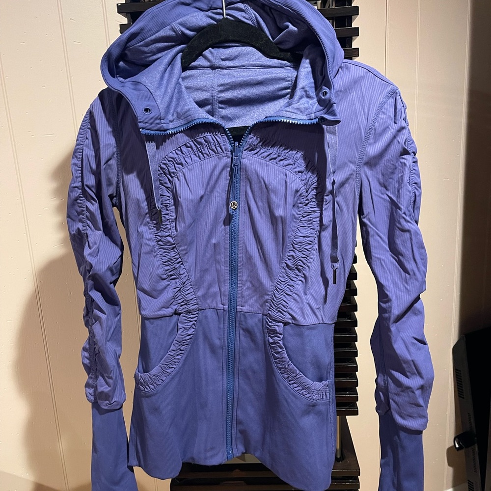 Lululemon Define Reversible Jacket Size 4 - image 4
